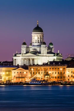 Abendstimmung im Hafen vor dem Dom