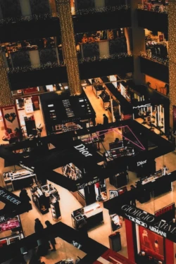 Genießen Sie das Treiben im Kaufhaus Stockmann